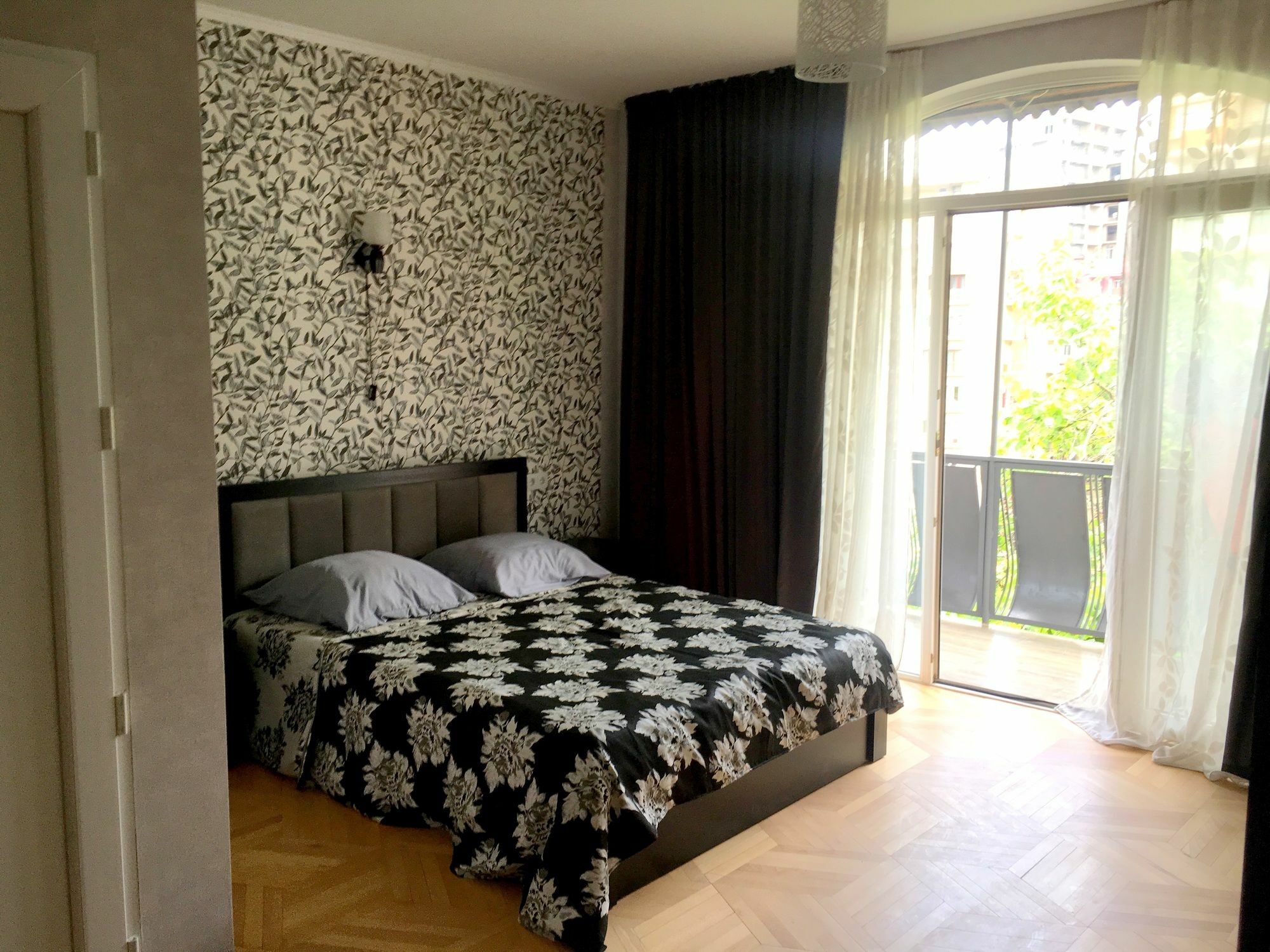Hotel Gnt+ Tiflis Exterior foto